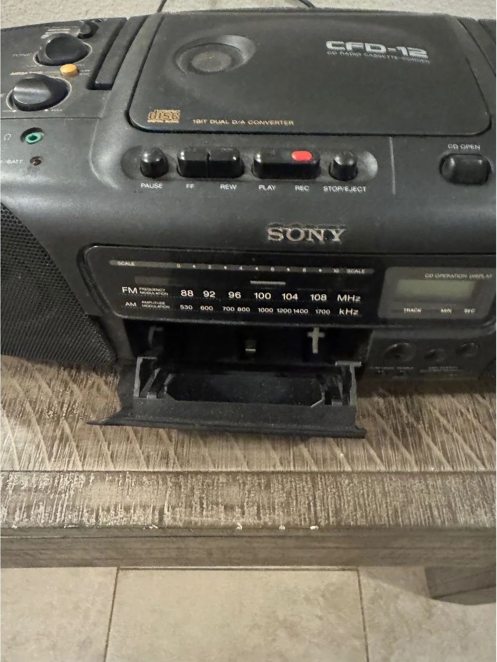 Vintage Sony CFD-12 Boombox CD Cassette AM/FM Radio Mega Bass Tested Working